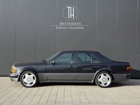 Gebraucht Mercedes E500 320 PS (235 kW) 1992 Schwarz Limousine