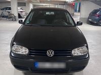 Gebraucht VW Golf IV 75 PS (55 kW) 2003 Schwarz Kleinwagen