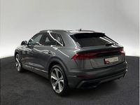 Gebraucht Audi Q8 286 PS (210 kW) 2023 Grau (daytonagrau perleffekt) SUV