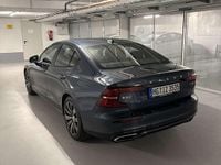 Gebraucht Volvo S60 249 PS (183 kW) 2019 Blau Limousine