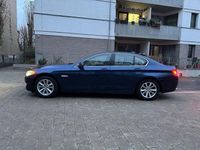 Gebraucht BMW 525 Sport Line 204 PS (150 kW) 2011 Blau Limousine