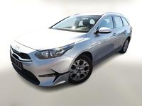 Gebraucht Kia Ceed Vision 120 PS (88 kW) 2024 Silber metallic Kleinwagen
