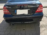 Gebraucht Mercedes C180 143 PS (105 kW) 2007 Schwarz Limousine