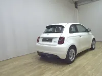 Gebraucht Fiat 500e 69 kW (95 PS) 2023 Weiss Limousine