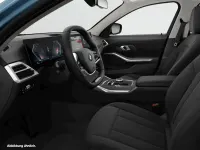 Gebraucht BMW 318 156 PS (114 kW) 2025 Arctic race blue metallic Kombi