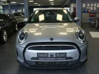 Gebraucht Mini Cooper Essential 136 PS (100 kW) 2023 Silber Kleinwagen