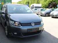 Gebraucht VW Touran Comfortline 140 PS (102 kW) 2015 Grau Van / Kleinbus