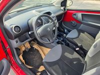 Gebraucht Peugeot 106 68 PS (50 kW) 2008 Rot Kleinwagen