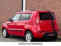 Gebraucht Kia Soul Edition 7 128 PS (94 kW) 2013 Rot SUV