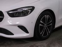 Gebraucht Mercedes B220 Advanced Plus 191 PS (140 kW) 2024 Weiß Van / Kleinbus