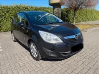 Gebraucht Opel Meriva 101 PS (74 kW) 2011 Schwarz Van / Kleinbus