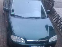 Second-hand Mazda 323F 120 CP (88 kW) 2000 Verde Hatchback