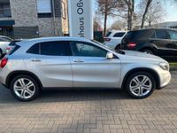Gebraucht Mercedes GLA200 136 PS (100 kW) 2016 Silber SUV