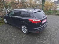 Gebraucht Ford Focus Trend 105 PS (77 kW) 2013 Schwarz Kombi