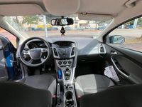 Usata Ford Focus 114 CV (83 kW) 2014 Blu Berlina