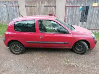 Używany Renault Clio II 2001 Czerwony Hatchback