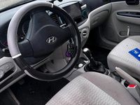 Gebraucht Hyundai Accent 100 PS (73 kW) 2005 Blau Limousine