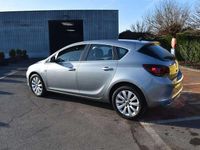 Gebraucht Opel Astra Cosmo 165 PS (121 kW) 2014 Grau Limousine