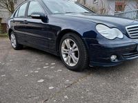 Gebraucht Mercedes 220 150 PS (110 kW) 2005 Blau Limousine