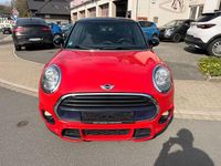 Używany Mini Cooper 136 KM (100 kW) 2018 Czerwony Hatchback