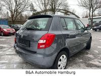 Gebraucht Skoda Fabia Classic 60 PS (44 kW) 2010 Grau Limousine