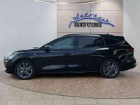 Neu Ford Focus ST-Line X 155 PS (114 kW) 2025 Moondust silber Kombi