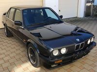 Gebraucht BMW 320 192 PS (141 kW) 1989 Schwarz metallic Limousine