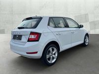 gebraucht Skoda Fabia III 1.0 TSI COOL SHZ KLIMA ALU DAB Limousine (Weiß), EZ 02.2021 39980 km, 70 kW (95 PS)