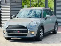 Gebraucht Mini ONE 102 PS (75 kW) 2015 Moonwalk grey (metallic) Kleinwagen