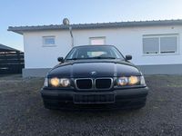 Gebraucht BMW 316 105 PS (77 kW) 1999 Schwarz Limousine