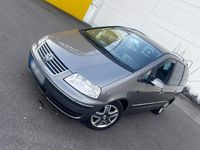 Gebraucht VW Sharan 140 PS (102 kW) 2006 Gold Van / Kleinbus