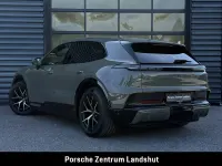 Gebraucht Porsche Cayenne Electric 325 kW (442 PS) 2025 Monteverdemetallic SUV