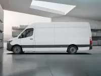 Nouă Mercedes Sprinter 190 CP (139 kW) 2026 Alb Van