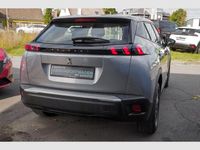 Gebraucht Peugeot e-2008 Active 100 kW (136 PS) 2021 Grau SUV