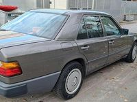 Gebraucht Mercedes 200 118 PS (86 kW) 1989 Limousine