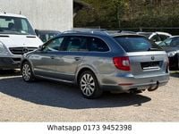 Gebraucht Skoda Superb Elegance 170 PS (125 kW) 2012 Grau Kombi