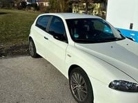 Gebraucht Alfa Romeo 147 Distinctive 120 PS (88 kW) 2007 Schwarz Kleinwagen