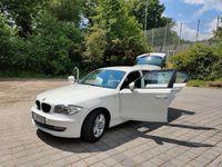Gebraucht BMW 116 Basis 116 PS (85 kW) 2011 Weiß Kleinwagen
