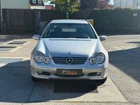 Gebraucht Mercedes C180 143 PS (105 kW) 2003 Brillantsilber  metalliclack Coupé