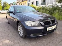 Gebraucht BMW 318 122 PS (89 kW) 2009 Blau Limousine