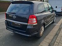 Gebraucht Opel Zafira 150 PS (110 kW) 2008 Schwarz Van / Kleinbus