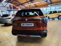 Neu Suzuki SX4 S-Cross Comfort+ 116 PS (85 kW) 2026 Canyon brown pearl metallic SUV