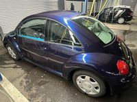 Gebraucht VW Beetle 116 PS (85 kW) 2002 Blau Kleinwagen