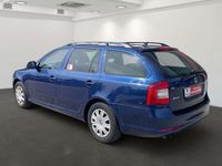 Gebraucht Skoda Octavia Ambiente 140 PS (102 kW) 2010 Stormblau metallic Kombi
