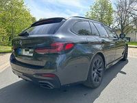 Gebraucht BMW 540 Performance 340 PS (250 kW) 2022 Grau Kombi