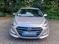Gebraucht Hyundai i30 110 PS (80 kW) 2016 Silber Kombi