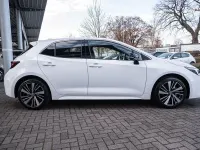 Neu Toyota Corolla Business Edition 140 PS (102 kW) 2025 Weiß Limousine