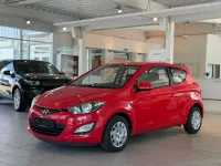 Gebraucht Hyundai i20 Edition 86 PS (63 kW) 2013 Rot Kleinwagen