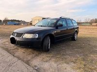 Gebraucht VW Passat 116 PS (85 kW) 2001 Schwarz Kombi
