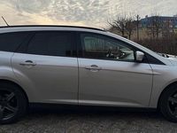 Usata Ford Focus 120 CV (88 kW) 2017 Grigio Station wagon